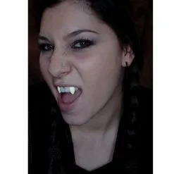 Scarecrow Vampirzähne "Glow In The Dark" Small -Karnevalskostüme Kinder NiedrigerPreis scarecrow vampir zaehne glow in the dark leuchtende vamirzaehne 18966 03